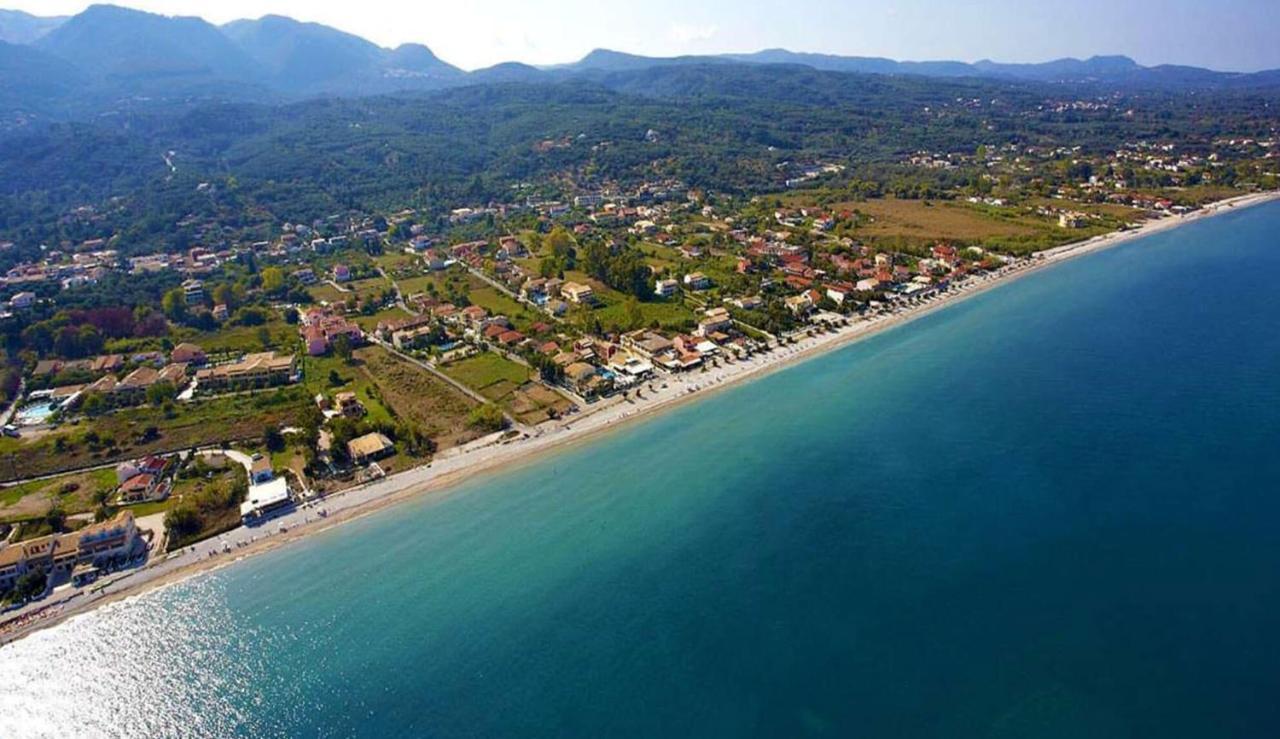 Elizabeth * Acharavi (Corfu)